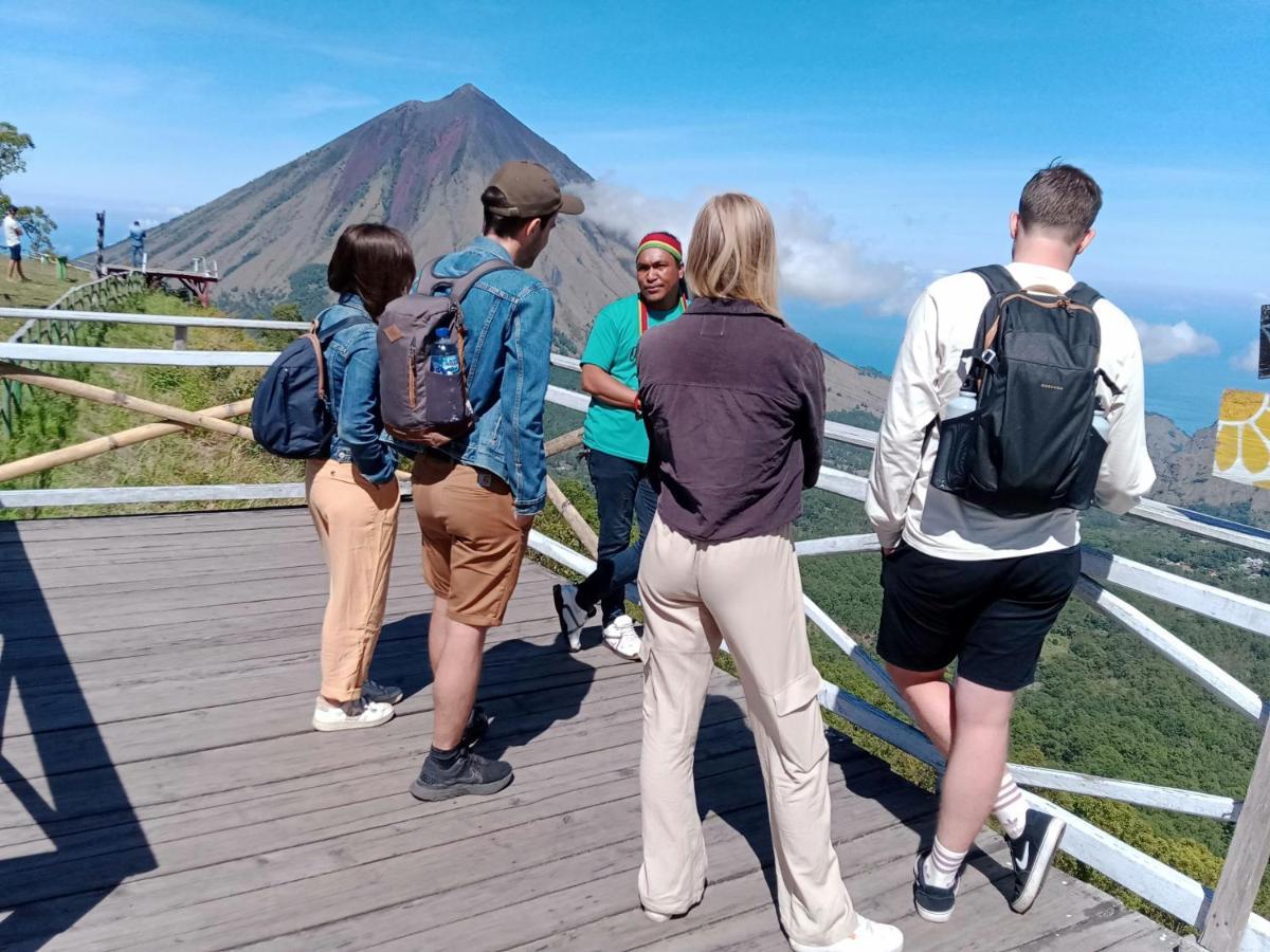 Kristian Homestay Bajawa Eksteriør billede