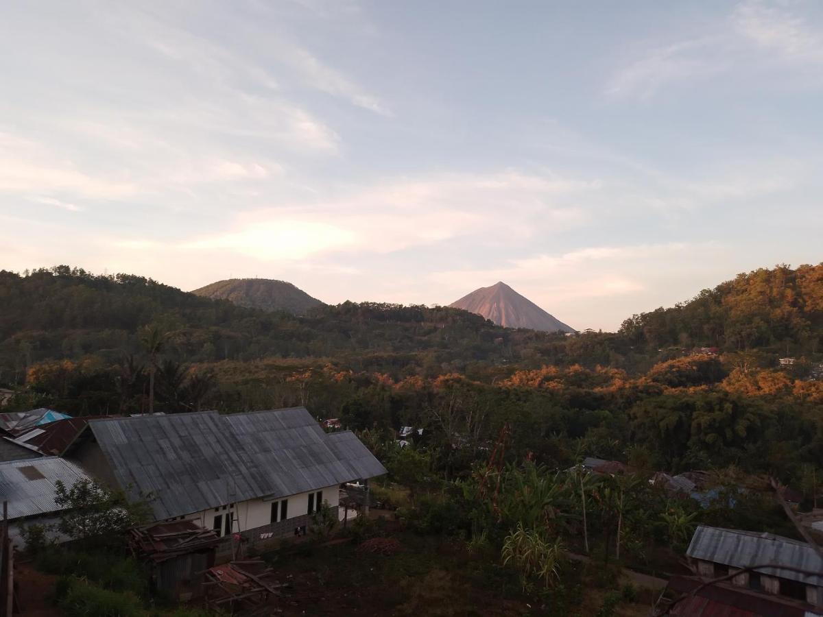 Kristian Homestay Bajawa Eksteriør billede